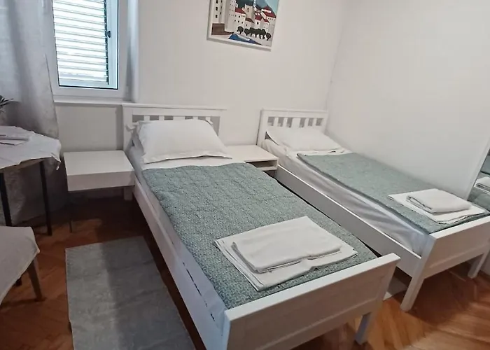 Apartament Za 2 Uz