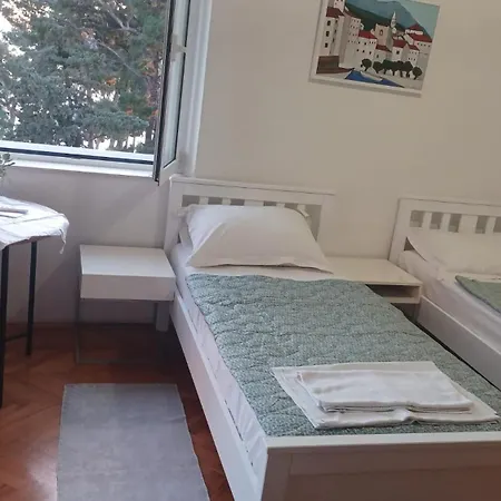 Za 2 Uz Apartmán