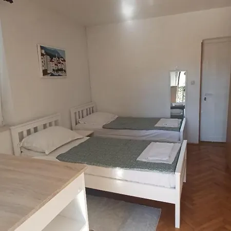 Za 2 Uz Apartman *
