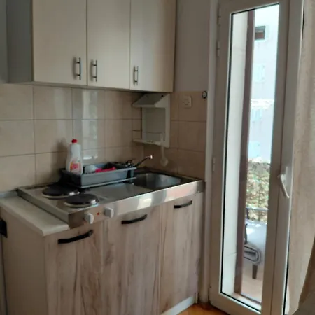 Za 2 Uz Apartmán Makarská